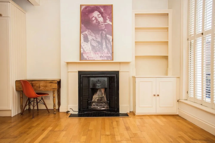 1 Bedroom Apartment in West London — забронировать отель в Лондоне