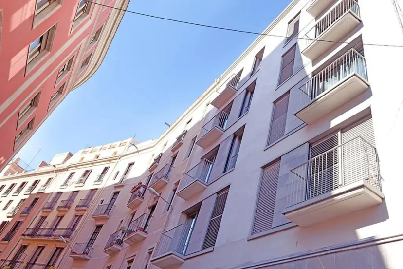 Bas Apartments — отель с удобным расположением в Барселоне