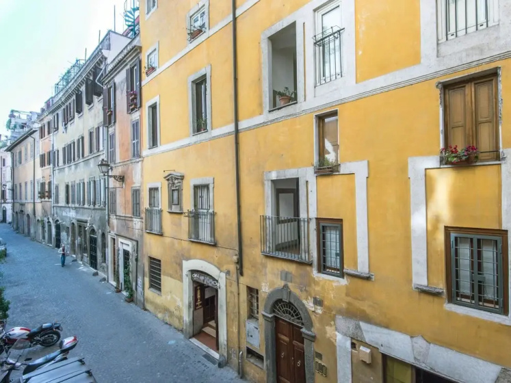 Madonna dei Monti — отель с удобным расположением в Риме