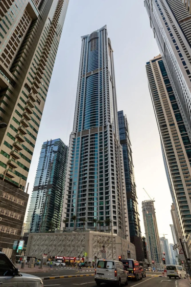 Maison Privee - Elegant Urban Retreat in the Heart of Dubai Marina — комфортный отель в Дубае