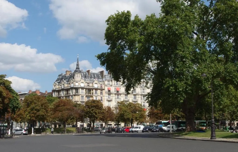CMG Place de la Nation I — отель с удобным расположением в Париже