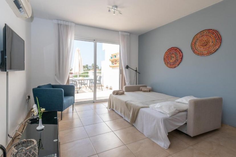 Narcissos 'Nissi Beach' apartment C12 — отель с удобствами в Айя-Напа