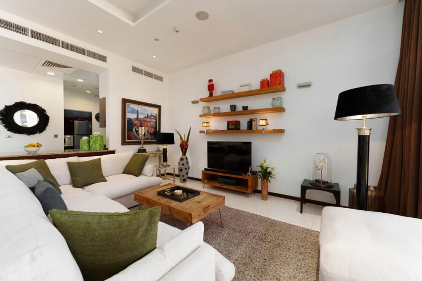 Maison Privee - Splendid Apt on The Palm with Stunning Sea Views — забронировать отель в Дубае