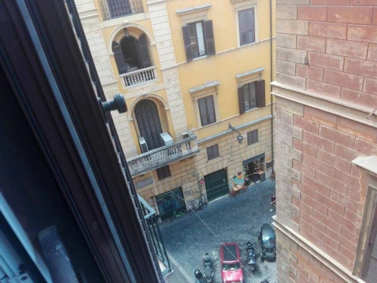 Pantheon Charming 2-bed Apartment in Heart of Rome — отель в Риме, Италия