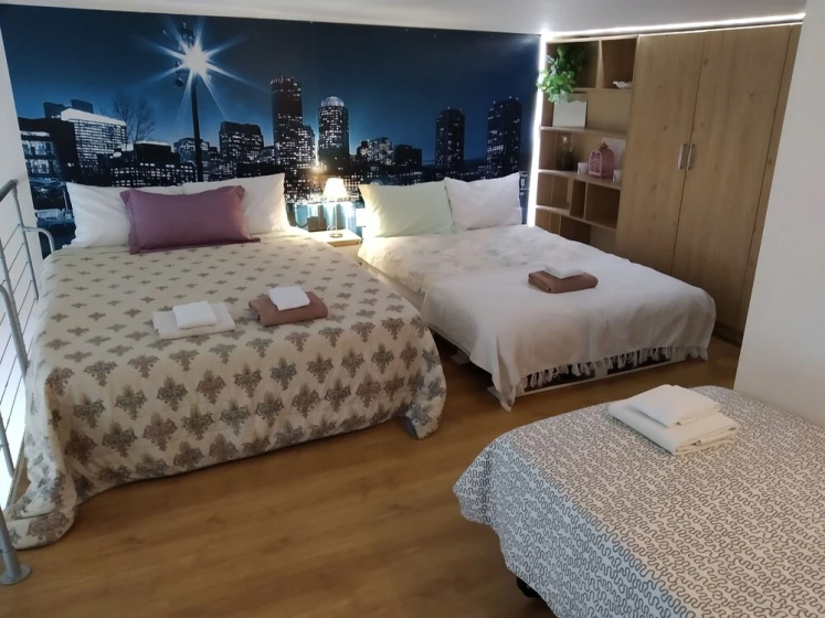 Amber Apartments Penthouse — отель с удобным расположением в Варшаве