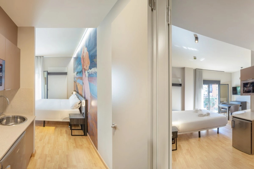 Цены на Palau Suites & Apartments в Валенсии