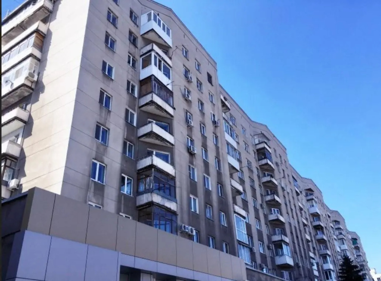 Цены на Огни Саратова на улице Московская 137/149 в Саратове