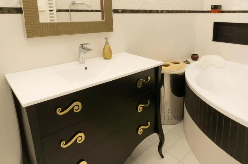 Premium Apartment by Hi5 - Lendvay Palace — отзывы гостей и цены