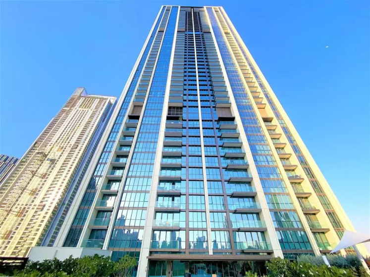 Luxurious Downtown Views With Dubai Mall Access — забронировать отель в Дубае