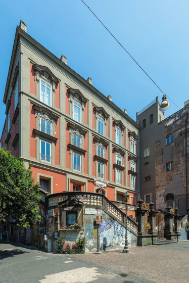 Apartment in the Heart of Nightlife — отель с удобным расположением в Неаполе