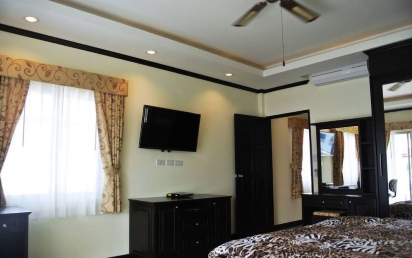 Baan Suan Lalana Sa Floor 5 Room 516 — забронировать отель в Паттайе