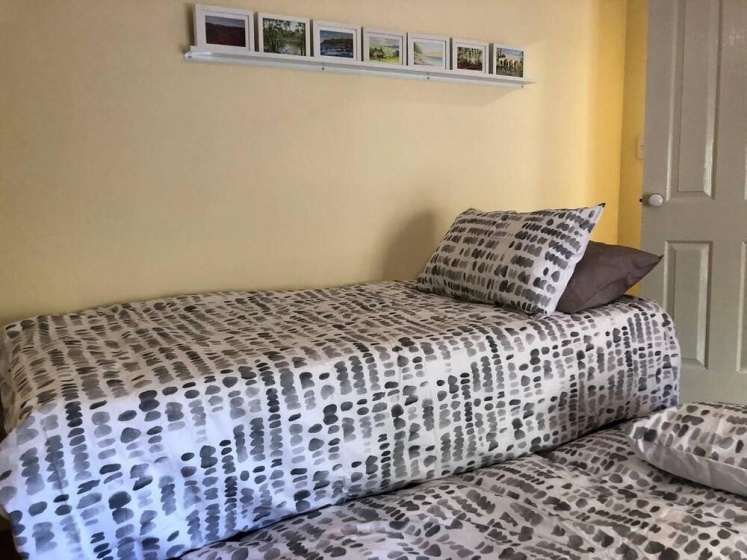 Escape to Strathfield for 8 guests — забронировать отель в Сиднее