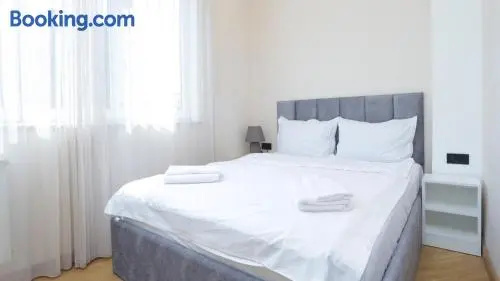 Cinema Moscow Abovyan Street Apartment — отель с удобным расположением в Ереван