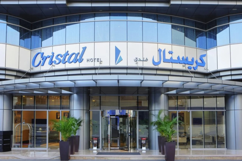 Cristal Hotel Abu Dhabi — комфортный отель в Абу