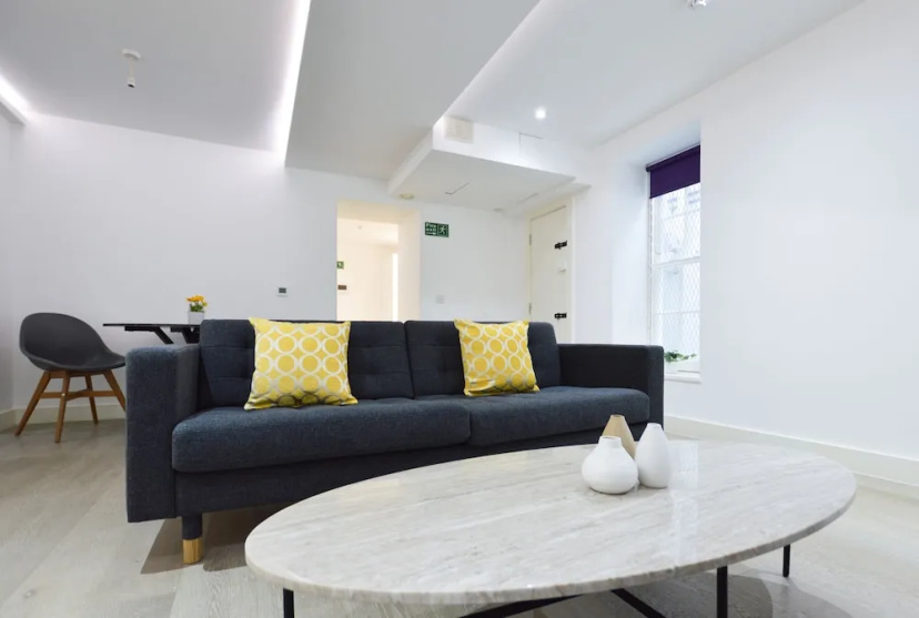 Soho 22 Serviced Apartments by Concept Apartments — отель с удобным расположением в Лондоне