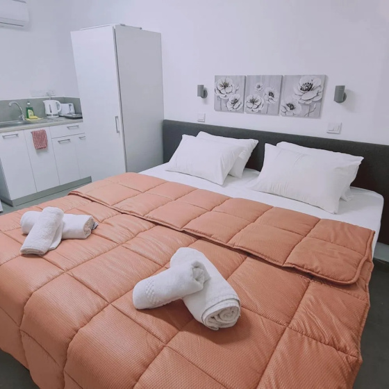 100 AN - Napa Living 21 — комфортный отель в Айя-Напа