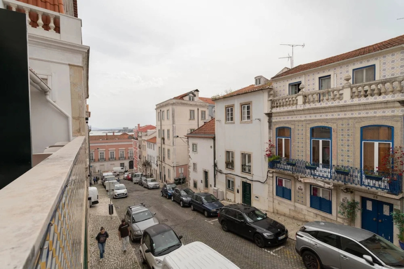 Цены на Lapa Diplomatic Flat 1 1 by Feel Lisboa в Лиссабоне