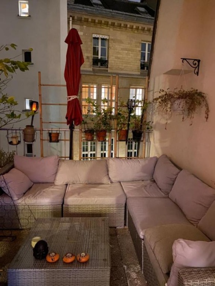 Apartment with terrace in Paris center - MONTORGUEIL district — отель в Париже, Франция