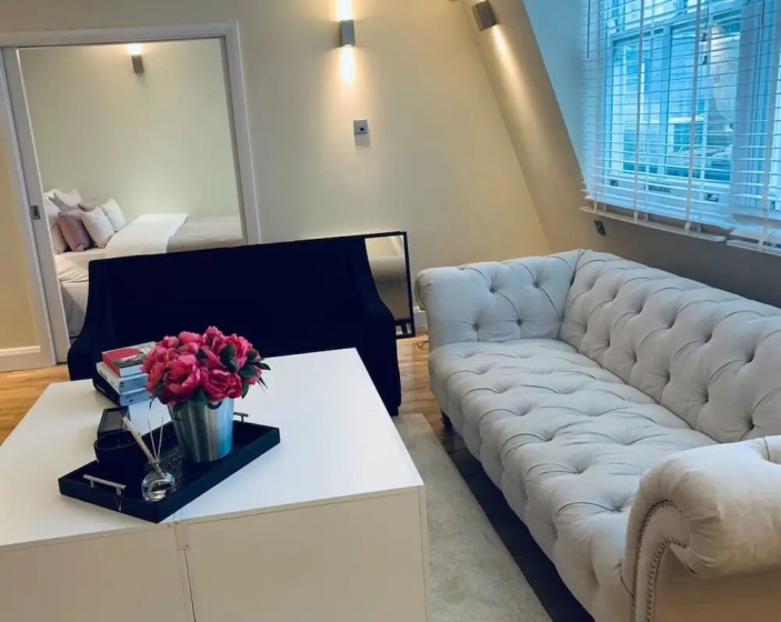 Цены на Captivating 3Bed Apartment in London в Лондоне