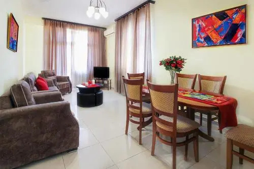 Apartment on Nalbandyan Street (New Building) — отзывы гостей и цены