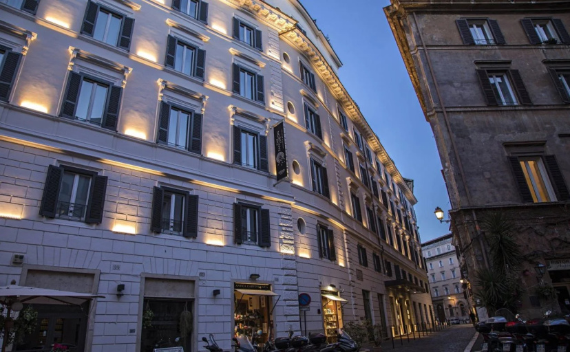 The Pantheon Iconic Rome Hotel, Autograph Collection — отель с удобствами в Риме