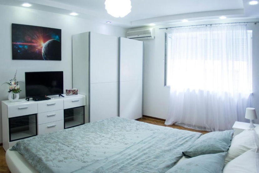 White Night City Center Apartman — отзывы гостей и цены
