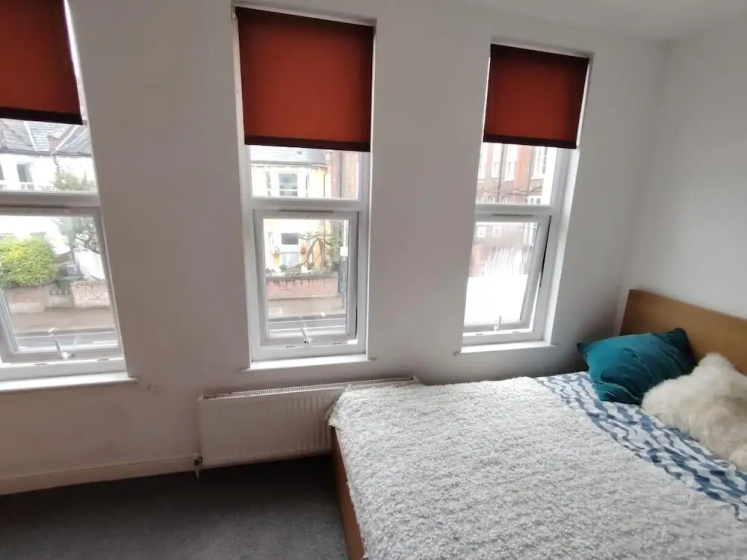 1 Bed-sleeps 4-pet Friendly-central Location — отель с удобствами в Лондоне