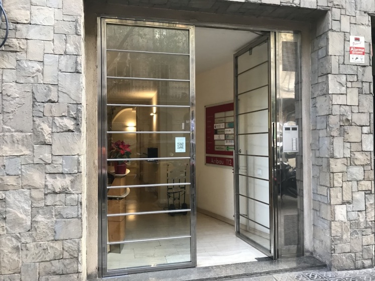 Fisa Rentals Aribau Apartments — отель в Барселоне, Испания