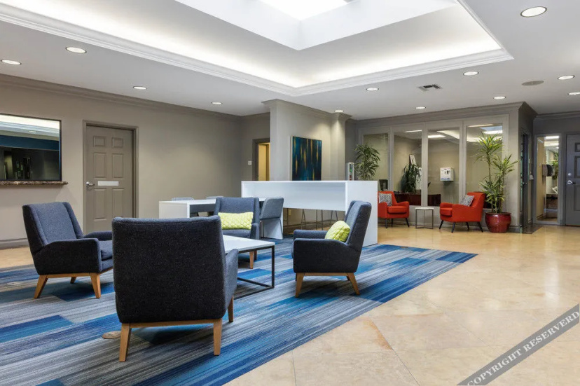 Цены на Toluca Hills Apartments By Avalon в Лос-Анджелесе