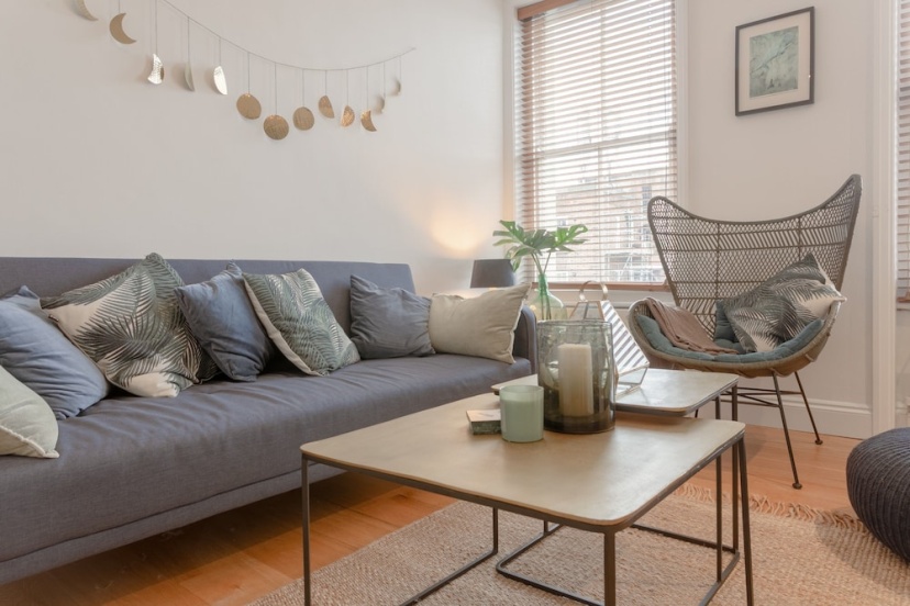 Цены на Vibrant 2 Bedroom Apartment in Notting Hill в Лондоне
