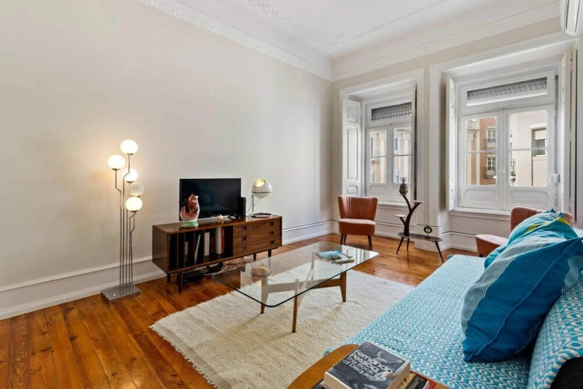 Beautiful 2 Bedroom Apartment in Lisbon, Lisbon — отзывы гостей и цены
