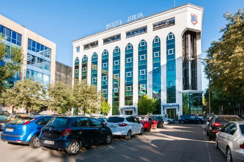 Hotel Julia Madrid — забронировать отель в Мадриде