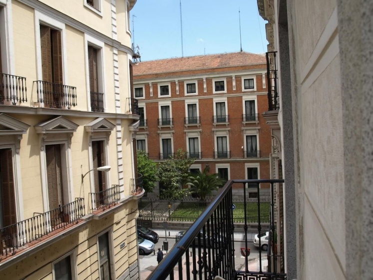 Family Apartments in Chueca by Allô Housing — отзывы гостей и цены