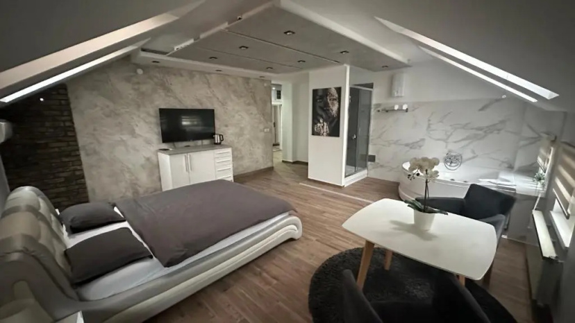 Seti gorgeous apartments with jacuzzi — комфортный отель в Белграде