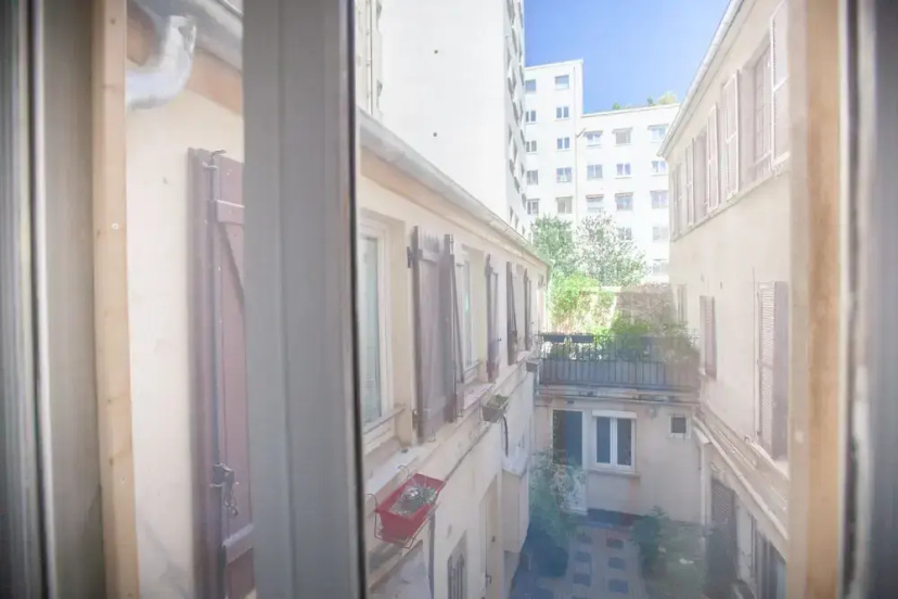Eiffel Tower Rue Cler — отель с удобствами в Париже