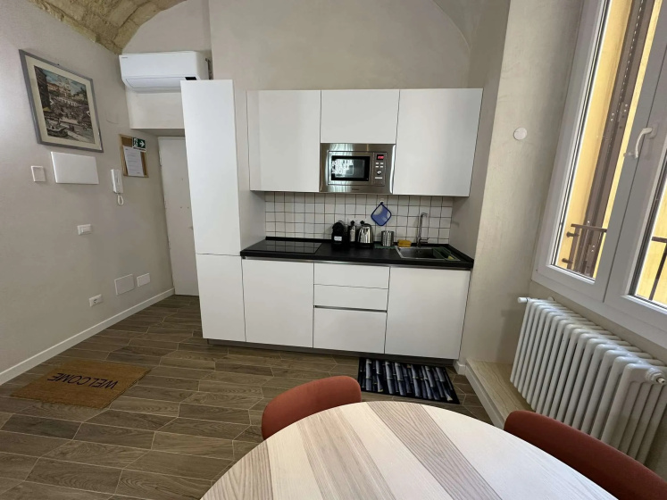 Santamaura Vatican Apartment — комфортный отель в Риме