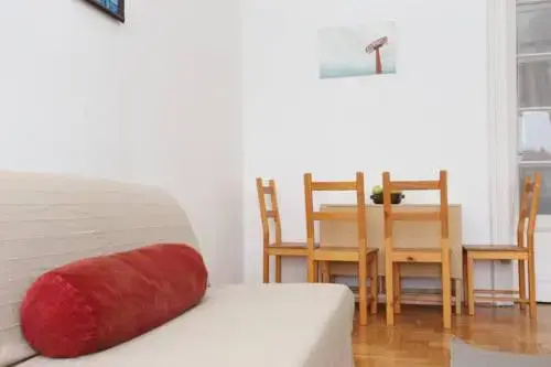 Kelet Apartment — забронировать отель в Будапеште