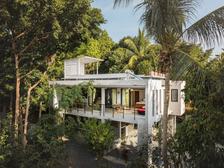 Serene Escape at Asia Blue Villa One - Your Luxurious 3-bed Villa Retreat Awaits — отель с удобствами в Ко Пханган