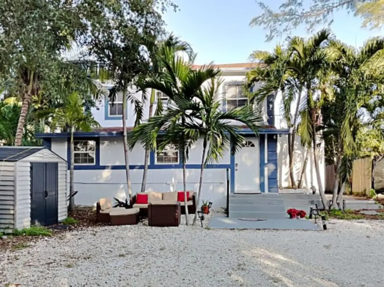 Miami Vacations 3 bedrooms with parking — комфортный отель в Майами