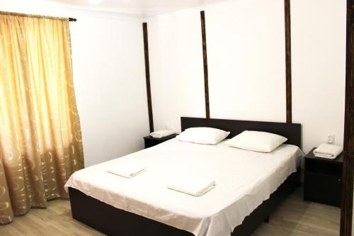 Guest House At Bichvinta — забронировать отель в Пицунда