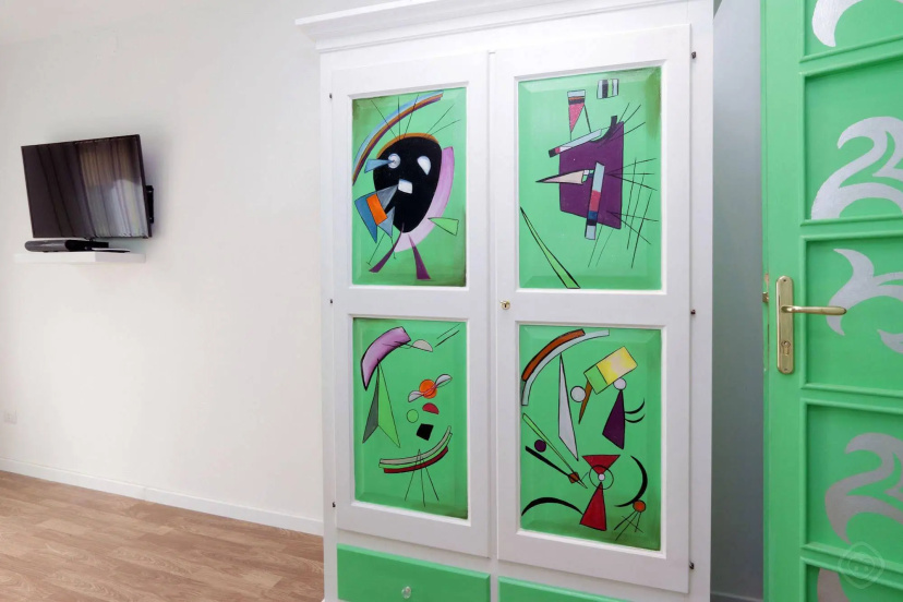 Lucky Holiday Apartments — отель с удобным расположением в Риме