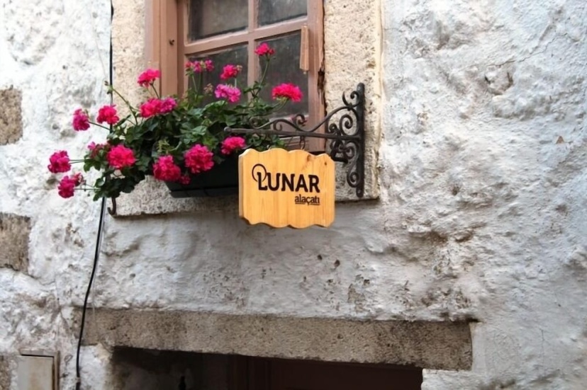 Lunar Villa — отель с удобным расположением в Чешме