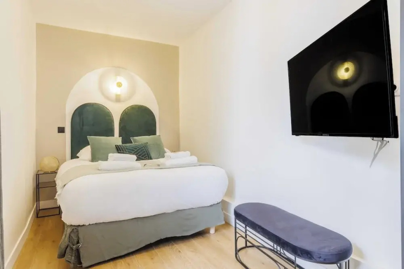 Superb Apartment With Patio 6p/2bdr - Opera/grands Boulevards — отель с удобствами в Париже