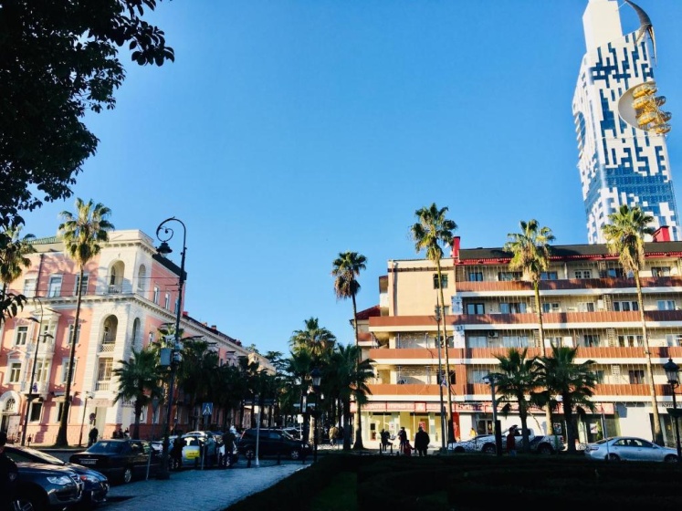 Keti 's Apartment in Batumi — отель с удобным расположением в Батуми