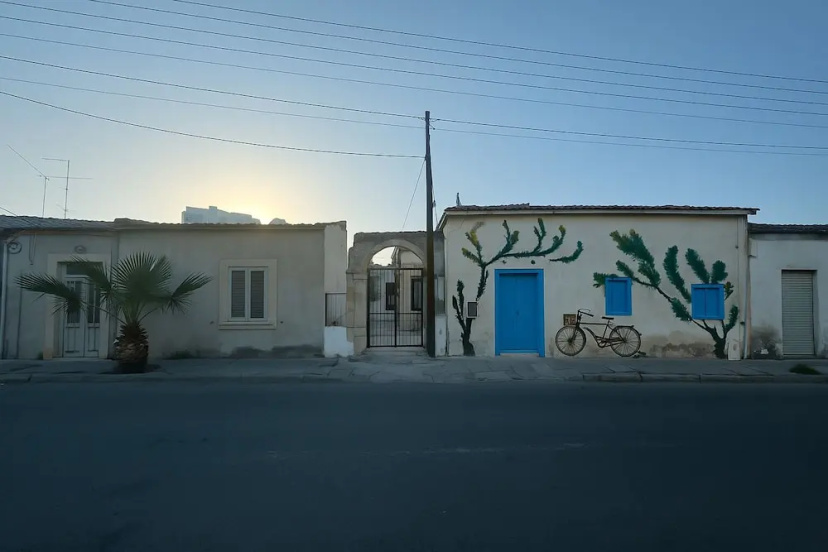 Цены на The Pop Art Residences & Studios in Larnaca в Ларнака