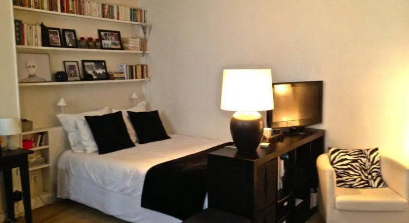 Studio Eiffel Champs De Mars — отель в Париже, Франция