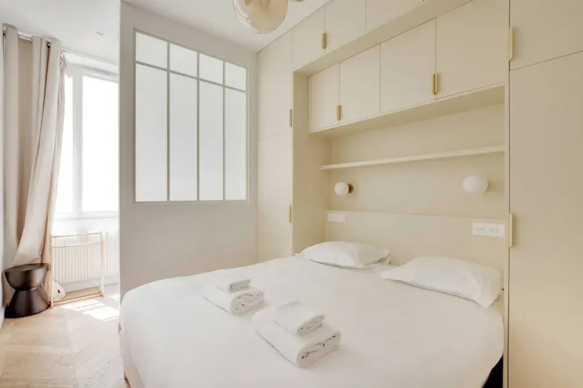Elegant Apartment -2br/6p - Pere Lachaise — отель с удобствами в Париже