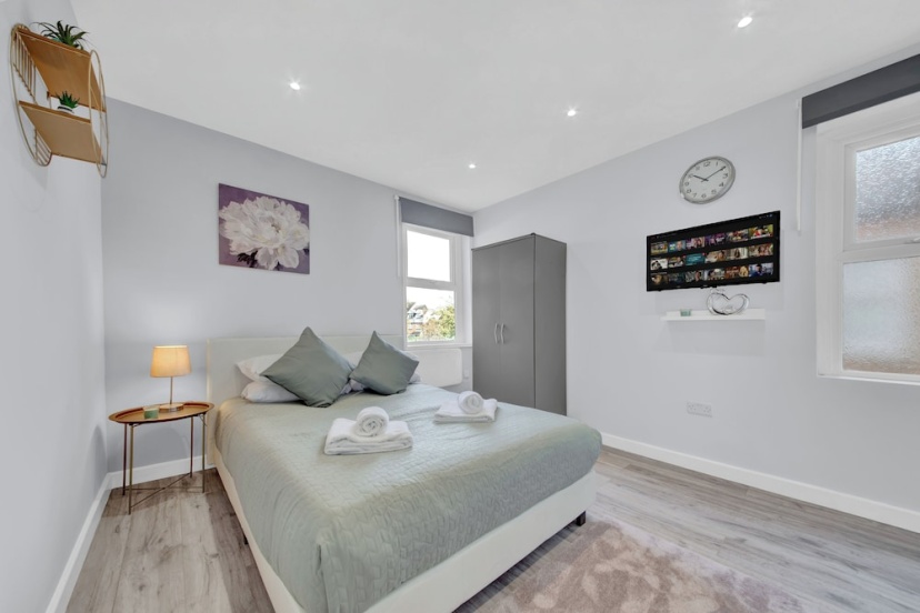 Captivating 1-bed Studio in West Drayton — отзывы гостей и цены