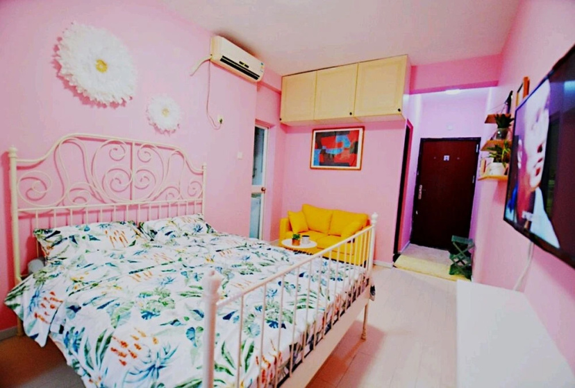 Avatar Fireworks Queen Bed Studio in Center Futian — отель с удобствами в Шэньчжэне