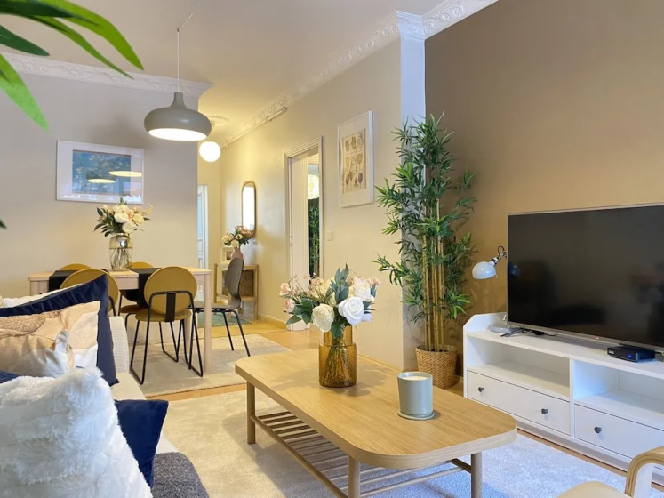 Cozy and Classy Flat Near Taksim Square in Beyoglu — забронировать отель в Стамбуле